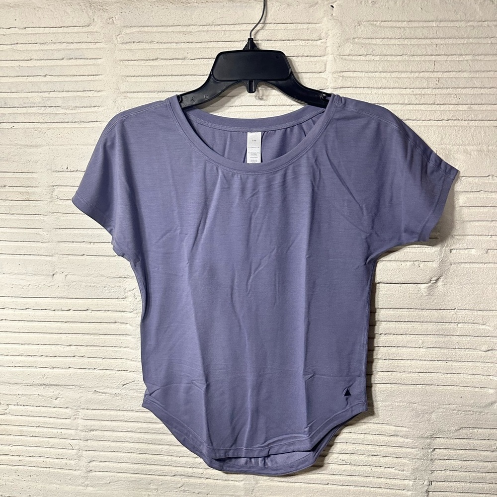 NWT Vitality Versa Full T-Shirt Color True Size XXS Athletic Workout Lightweight